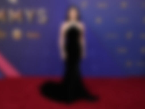 Selena Gomez versprühte ‚mühelose Eleganz und Hochglanz‘ in ihrem Emmy Awards-Outfit Selena Gomez versprühte ‚mühelose Eleganz und Hochglanz‘ in ihrem Emmy Awards-Outfit