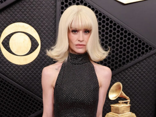 Sieben Monate nach dem Tod von Ozzy Osbourne: Kelly Osbourne beschreibt Trauer als ’stilles Gewicht‘ Sieben Monate nach dem Tod von Ozzy Osbourne: Kelly Osbourne beschreibt Trauer als ’stilles Gewicht‘