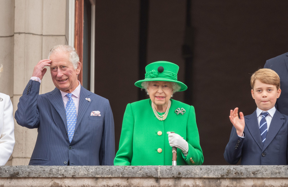 König Charles ehrt Queen Elizabeth zu ihrem 100. Geburtstag mit ’nationaler Ansprache‘