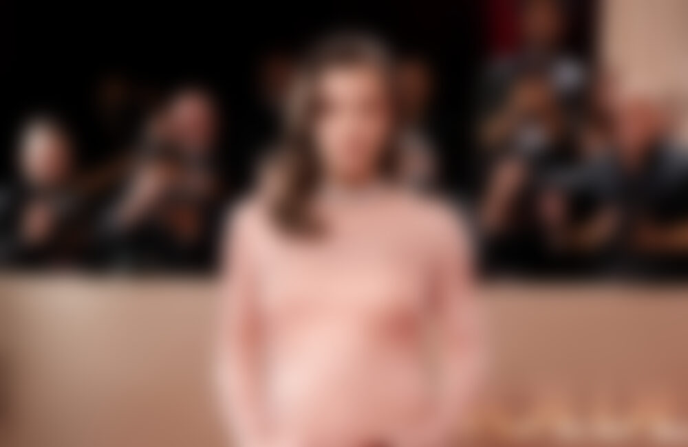 Hailee Steinfeld bringt Tochter zur Welt