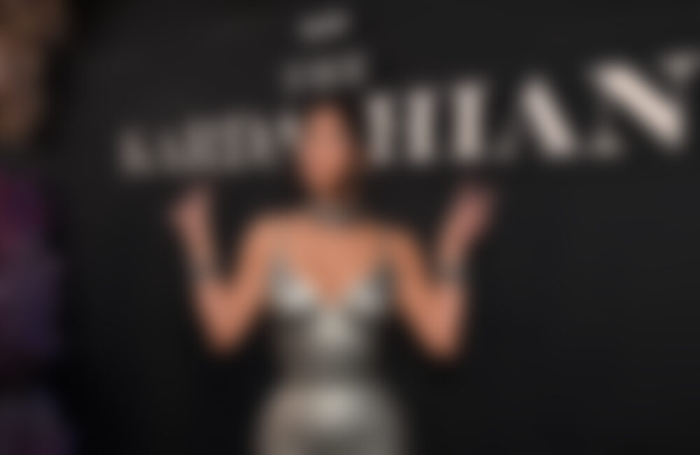 Kim Kardashian: Es ist verrückt, auf dem Cover der ‚Sports Illustrated‘ zu sein