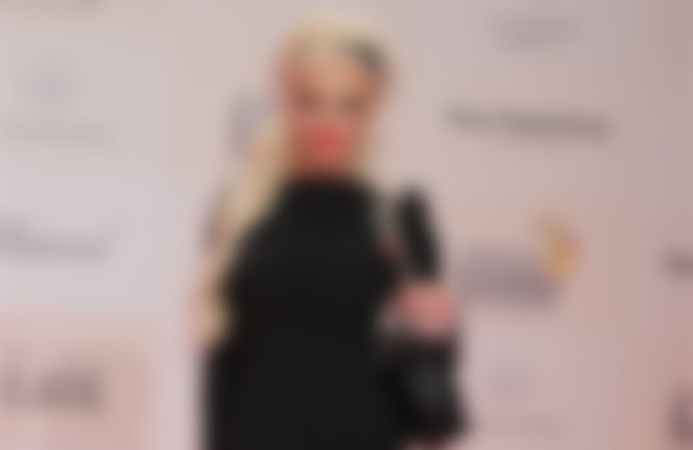 Daniela Katzenberger schämte sich für ihren Haarwuchs