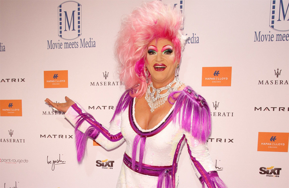 Olivia Jones zeigt sich nach achtstündiger Schönheits-OP ‚durchrenoviert‘