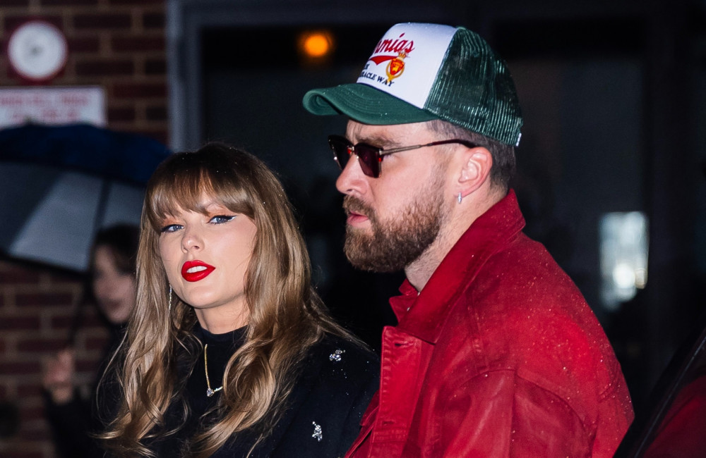 Travis Kelce und Taylor Swift sangen bei Hochzeit zusammen